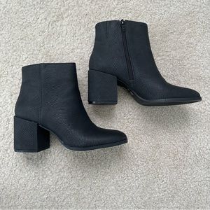 Mix No. 6 Black Snake Booties